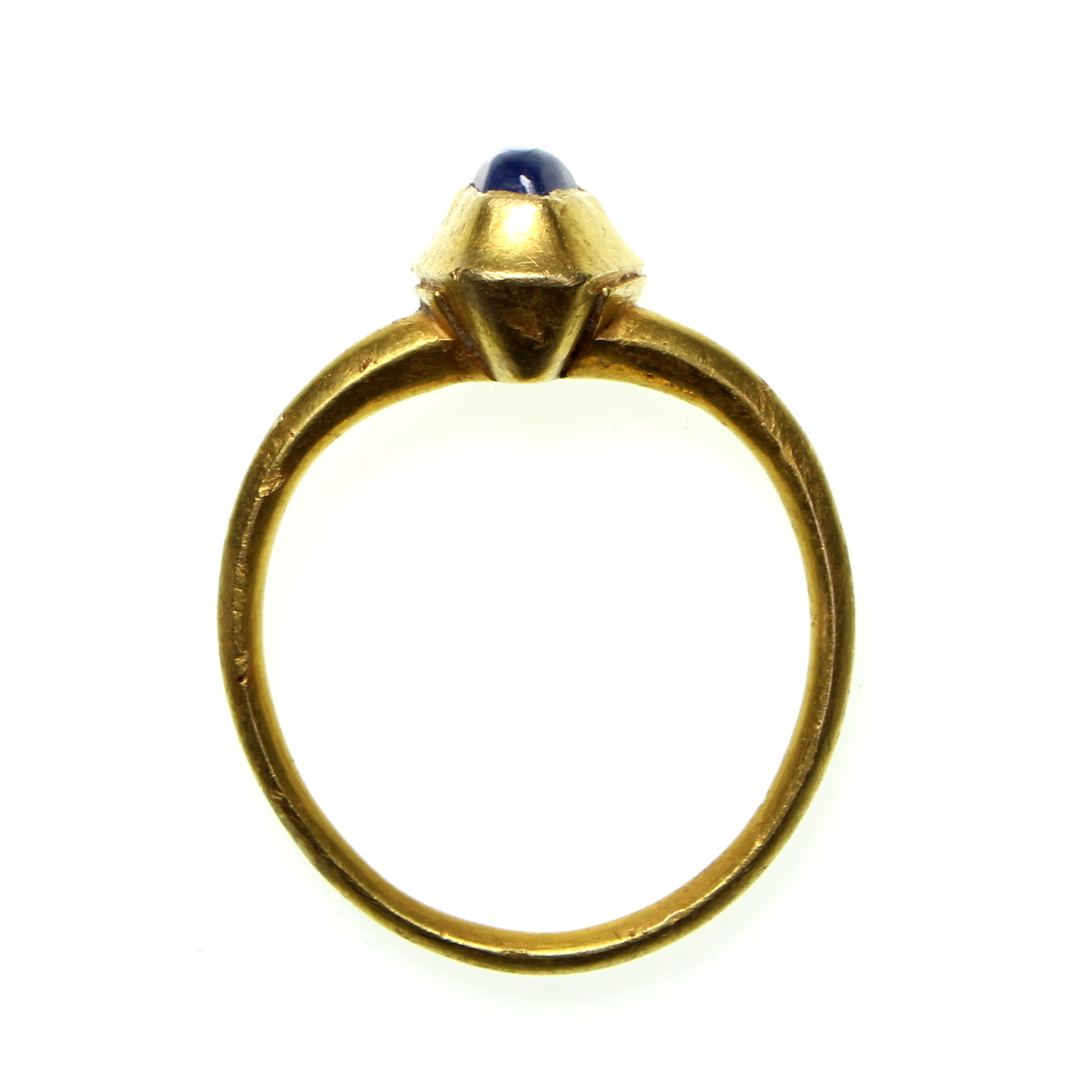 Medieval Gold Seal Ring. Circa, 13th century AD. Gold, 3.9 grams. 21mm,  bezel, 16mm.