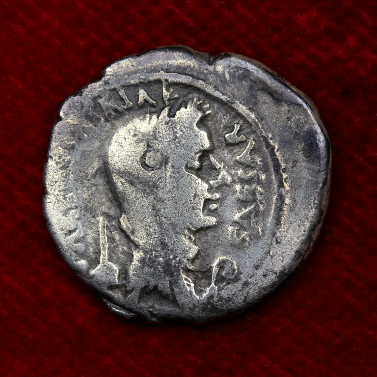 Roman Imperatorial Julius Caesar 49-44 BC Silver Denarius Posthumous ...